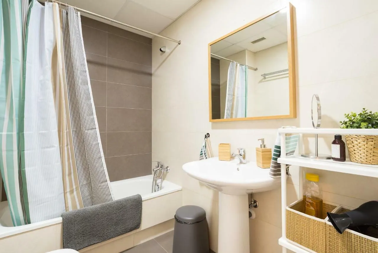 Appartement Homely Malaga Plaza Montano Spanje